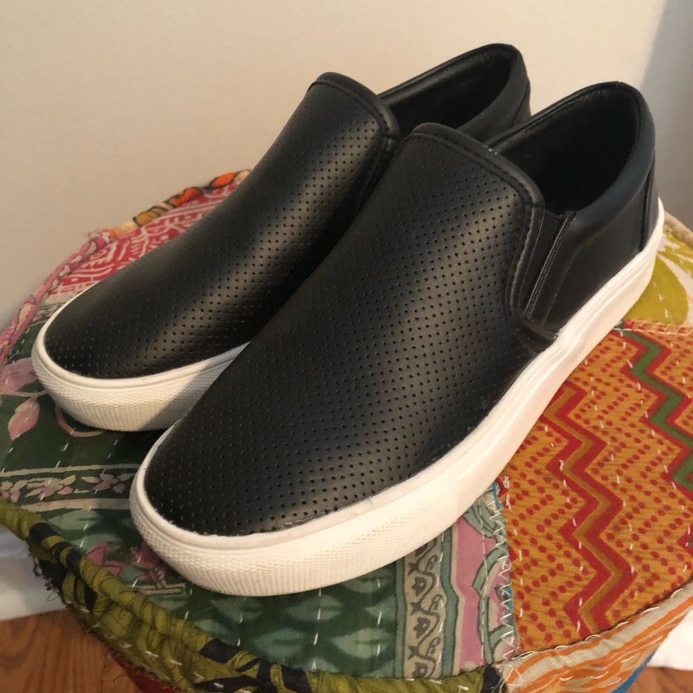 Steve Madden (knock off) Slides